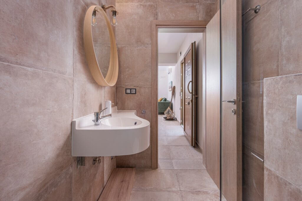 MintRetreatSuites JuniorSuite 111