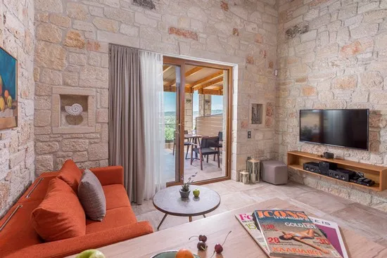 MintRetreatSuites Chaklidiki DuplexSuite SideSeaView 05