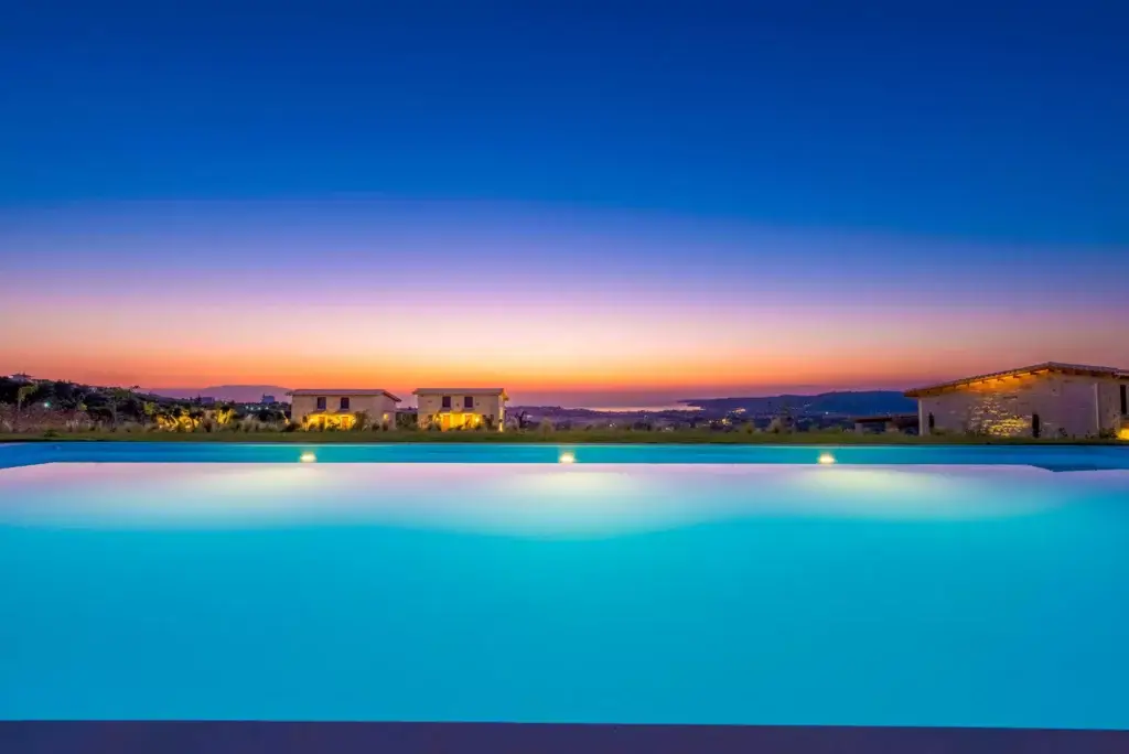 Pool2