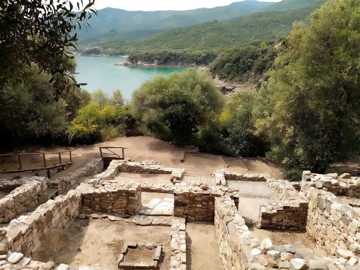 Halkidiki’s Archaeological Wonders & Cave Attractions 5 Ancient-Stagira1